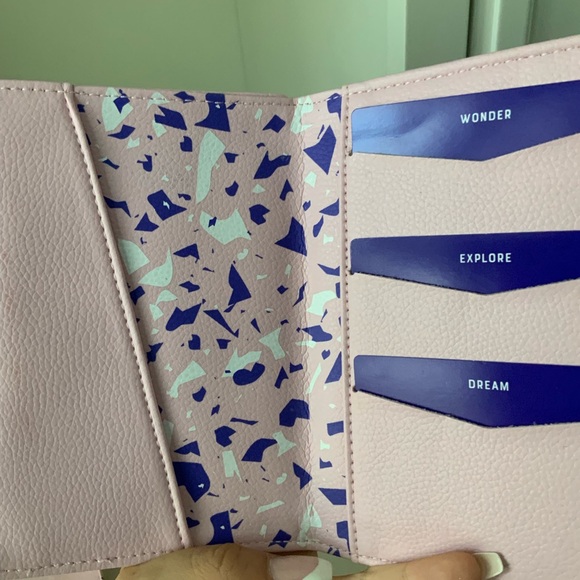 YES STUDIO Are We There Yet Faux Leather Travel Passport Cover Luggage Tags NEW - Picture 11 of 14